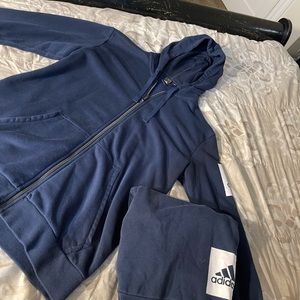 Large sweat outfit navy blue worn